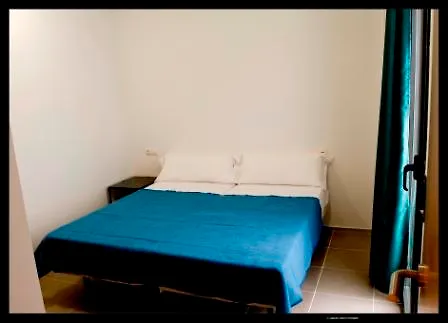 Otel Niu D'or 2*